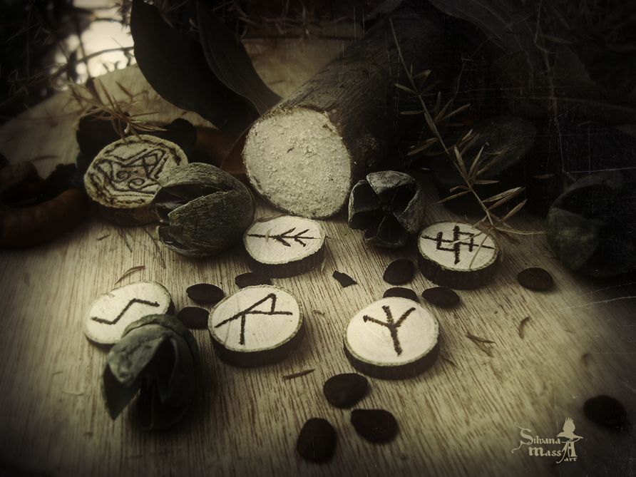 Runes: tirage et signification.